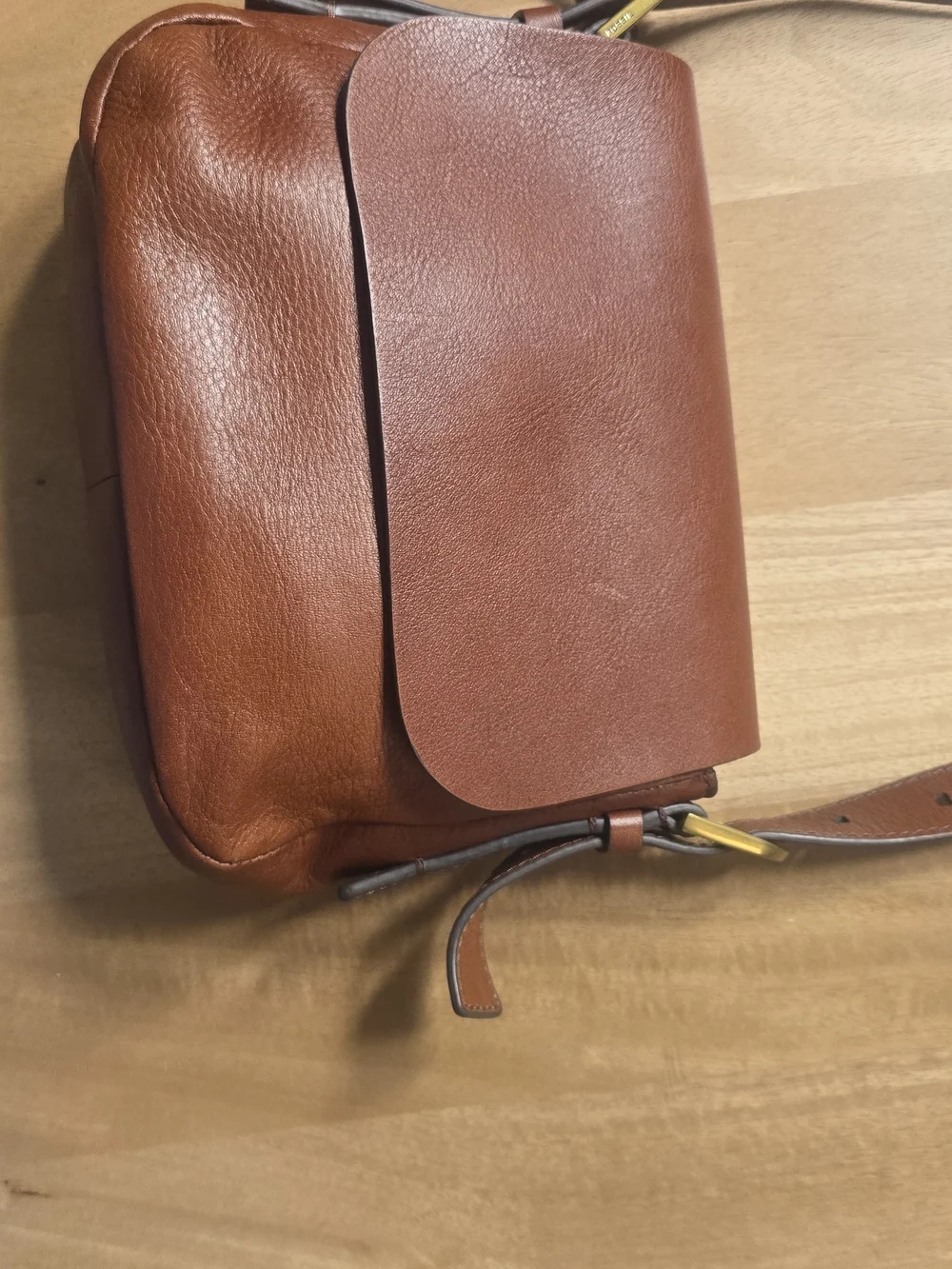 Fossil Harper Small Brown Leather Flap Crossbody Saddle Bag Purse with Key - Picture 8 of 13
